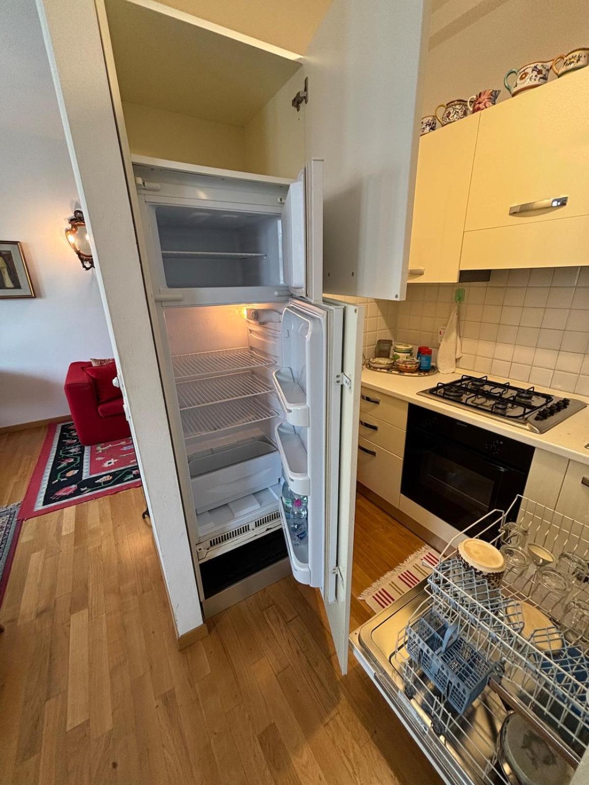 Beautiful New Apartment, Near Torre Di 比萨 外观 照片